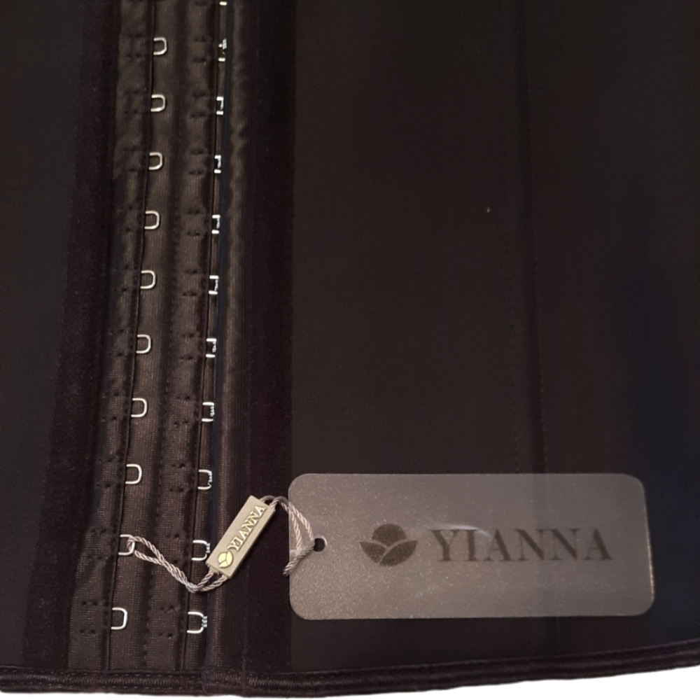 YIANNA - Picture 3 of 3